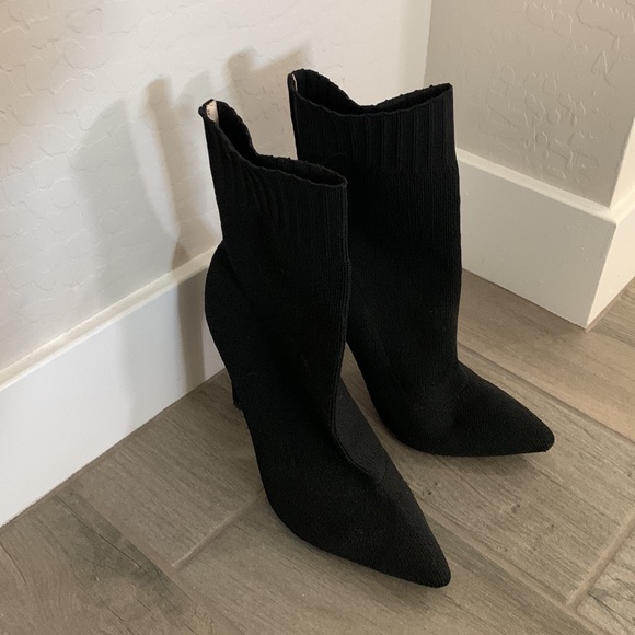 Chrissy Teigen X Revolve delta boots By Delta - Picture 7 of 9